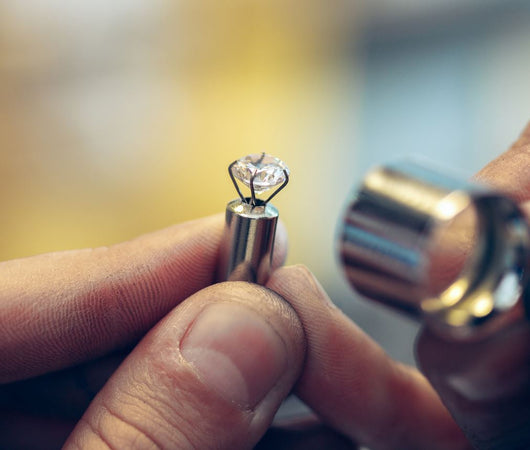 Mastering the 4Cs: Diamond Buying Guide