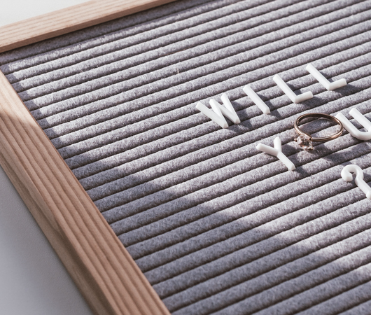 Your Ultimate Guide to Choosing the Perfect Engagement Ring